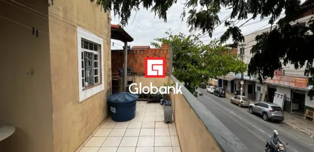 Loja / Salão / Ponto Comercial com 3 Quartos à venda, 180m² no Major Prates, Montes Claros