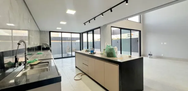 Casa de Condomínio com 4 Quartos à venda, 260m² no Gran Park, Vespasiano