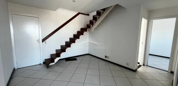 Cobertura com 2 Quartos para alugar, 112m² no Glória, Macaé