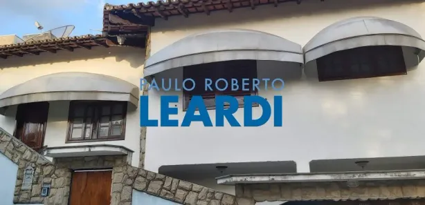 Sobrado com 3 Quartos à venda, 280m² no Vila Pasti, Louveira