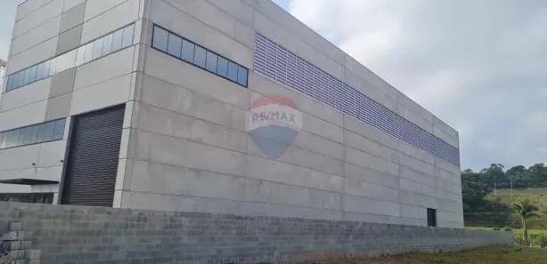 Galpão / Depósito / Armazém para alugar, 930m² no Portão, Arujá