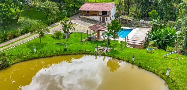 Fazenda / Sítio / Chácara com 6 Quartos à venda, 11000m² no São Miguel, Almirante Tamandaré