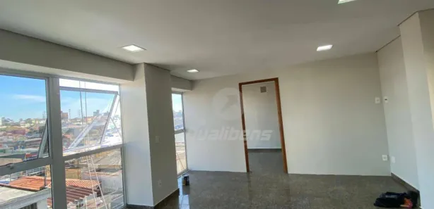 Prédio Inteiro para alugar, 174m² no Jardim Pilar, Mauá