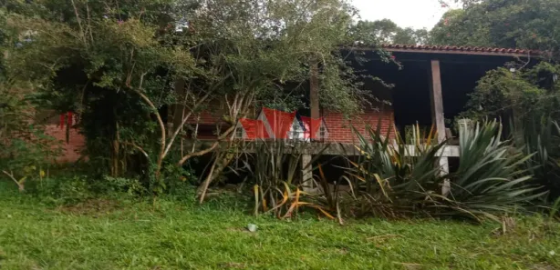 Fazenda / Sítio / Chácara com 4 Quartos à venda, 3346m² no Chácara das Palmeiras, Itapecerica da Serra