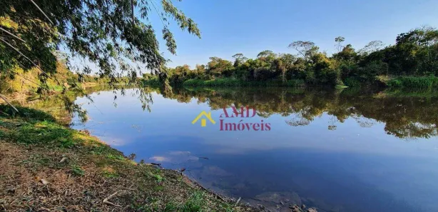 Fazenda / Sítio / Chácara com 2 Quartos à venda, 200m² no Colinas do Piracicaba (Ártemis), Piracicaba
