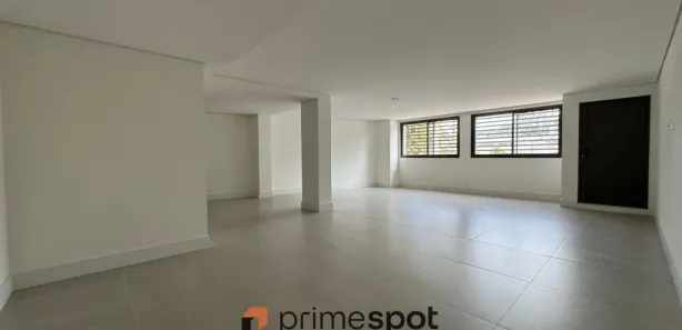 Conjunto Comercial / Sala para alugar, 261m² no Cabral, Curitiba