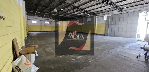 Galpão / Depósito / Armazém para alugar, 750m² no Jardim Maringá, Mauá