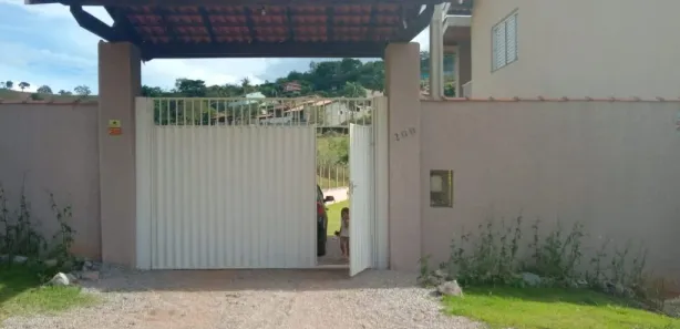 Fazenda / Sítio / Chácara com 4 Quartos à venda, 250m² no Jardim Colina do Sol, Bom Jesus dos Perdões