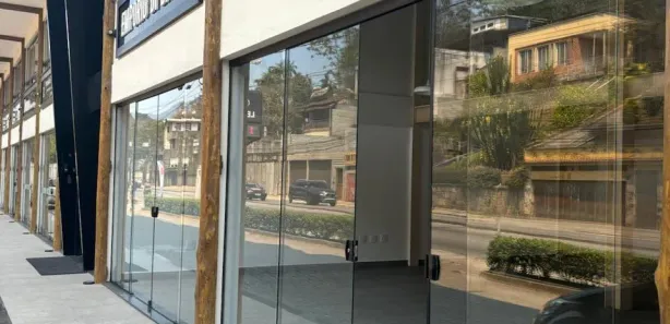 Loja / Salão / Ponto Comercial para alugar, 80m² no Centro, Nova Friburgo