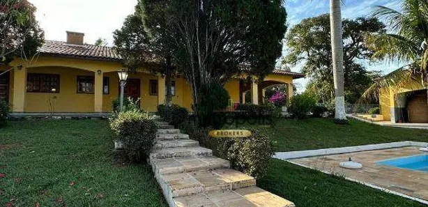 Fazenda / Sítio / Chácara com 6 Quartos à venda, 1000m² no , Laranjal Paulista