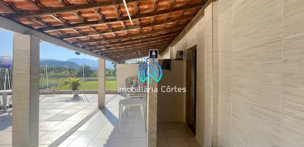 Fazenda / Sítio / Chácara com 8 Quartos à venda, 400m² no Maraporã, Cachoeiras de Macacu