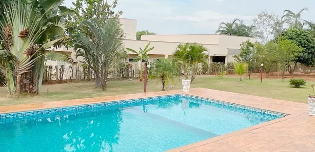 Casa de Condomínio com 3 Quartos à venda, 2483m² no , Hidrolândia