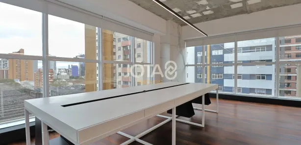 Conjunto Comercial / Sala para alugar, 43m² no Centro, Curitiba