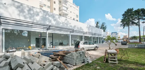 Loja / Salão / Ponto Comercial para alugar, 33m² no Vila Izabel, Curitiba