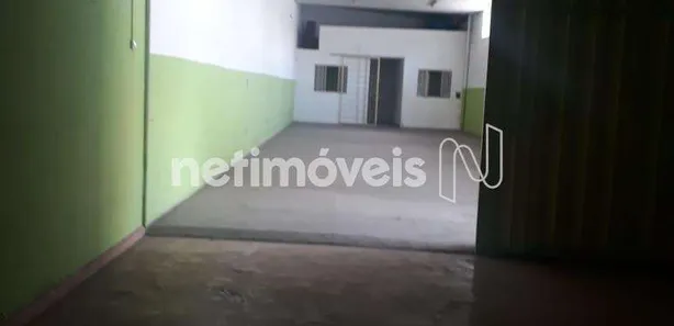 Galpão / Depósito / Armazém à venda, 260m² no Petrópolis, Betim