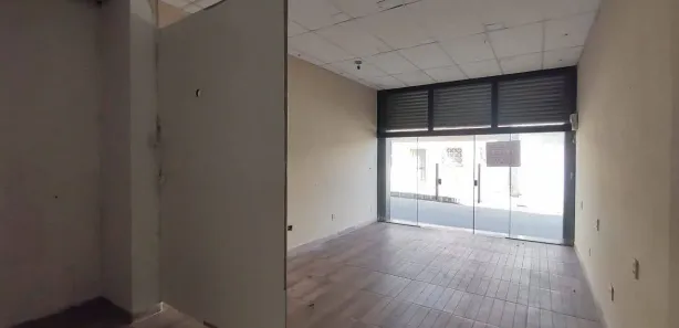 Loja / Salão / Ponto Comercial para alugar, 35m² no Centro, Itaguaí