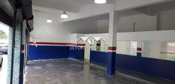 Loja / Salão / Ponto Comercial à venda, 250m² no Bingen, Petrópolis