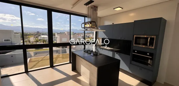 Casa de Condomínio com 3 Quartos para alugar, 170m² no Terras Alpha, Resende