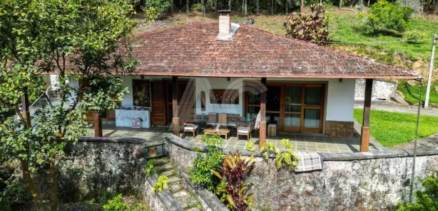 Fazenda / Sítio / Chácara com 6 Quartos à venda, 149000m² no Chácara Paraíso, Nova Friburgo