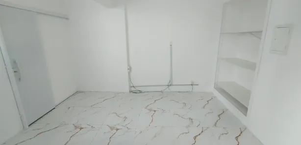 Conjunto Comercial / Sala para alugar, 130m² no Jardim Vinte e Cinco de Agosto, Duque de Caxias