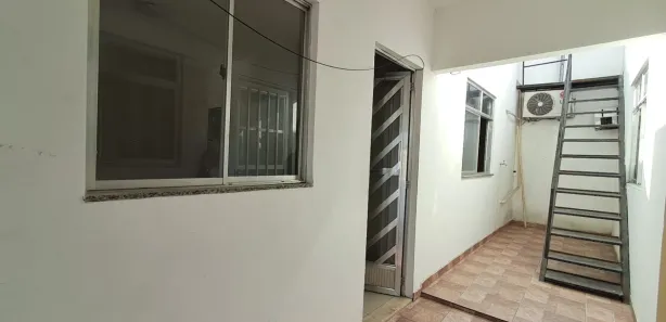 Casa com 1 Quarto para alugar, 63m² no Jardim Meriti, São João de Meriti