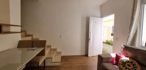 Casa de Condomínio com 2 Quartos para alugar, 60m² no Vila São Paulo, Mogi das Cruzes