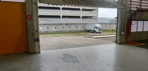 Galpão / Depósito / Armazém com 2 Quartos para alugar, 1300m² no Vila Industrial, Mogi das Cruzes