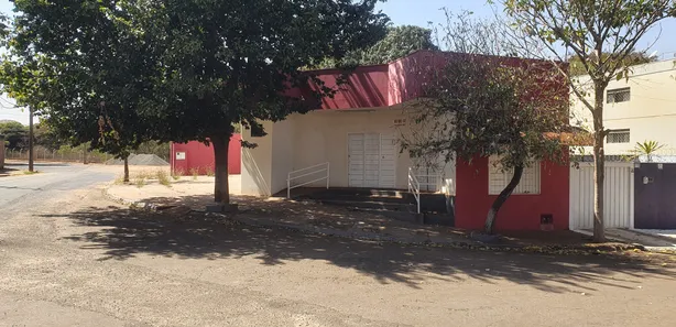 Loja / Salão / Ponto Comercial à venda, 169m² no Jardim Nova Aparecida, Jaboticabal