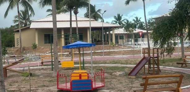 Terreno / Lote / Condomínio à venda, 303m² no Robalo, Aracaju