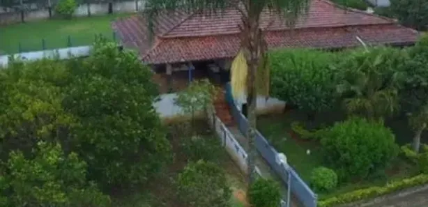 Fazenda / Sítio / Chácara com 3 Quartos à venda, 270m² no Chácara Águas da Pedra, Itaquaquecetuba