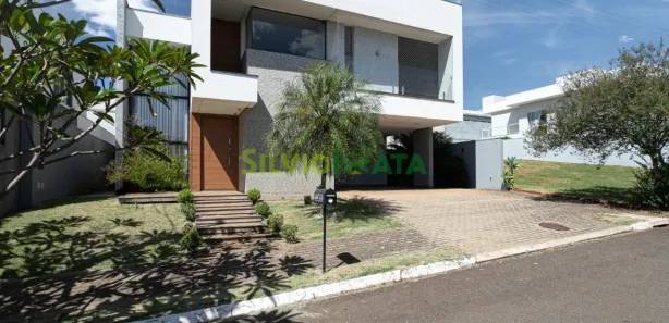 Casa de Condomínio com 4 Quartos à venda, 226m² no Chácaras Aeroporto, Maringá