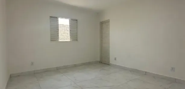 Casa com 3 Quartos à venda, 180m² no Jardim Scala, Trindade