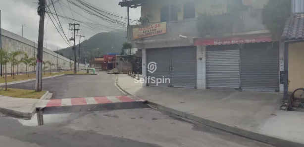 Casa Comercial com 1 Quarto para alugar, 113m² no Flamengo, Maricá