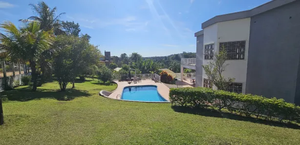 Fazenda / Sítio / Chácara com 3 Quartos à venda, 2000m² no , Mairinque