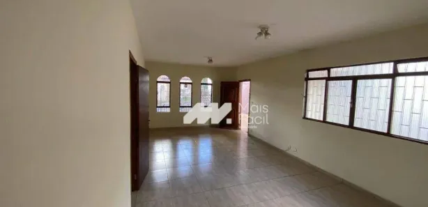 Casa com 3 Quartos para alugar, 110m² no Jardim Monte Carlo, Maringá