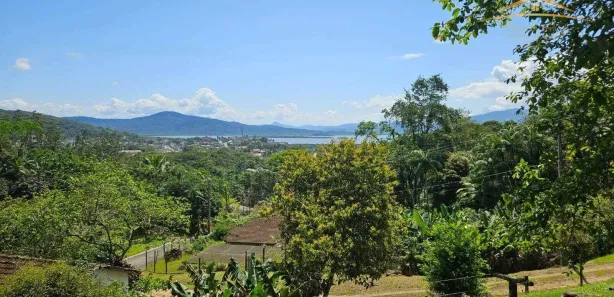 Fazenda / Sítio / Chácara com 3 Quartos à venda, 100m² no , Antonina