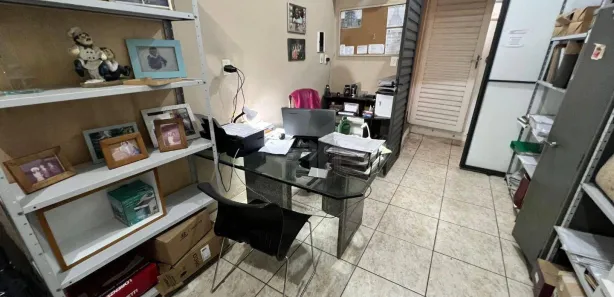 Conjunto Comercial / Sala para alugar, 39m² no Rústico, Volta Redonda