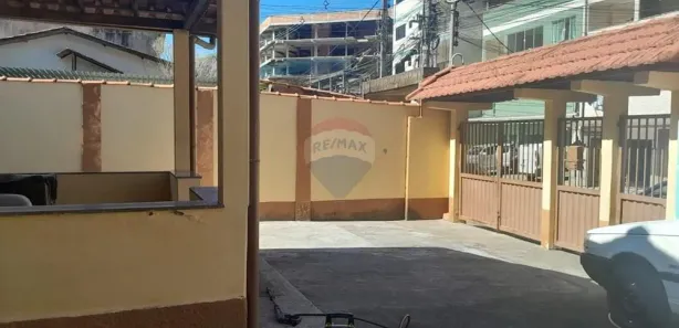 Casa com 3 Quartos à venda, 275m² no Novo Mundo, Bom Jardim