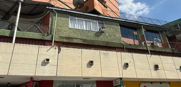 Loja / Salão / Ponto Comercial à venda, 14m² no Jardim Tropical, Resende