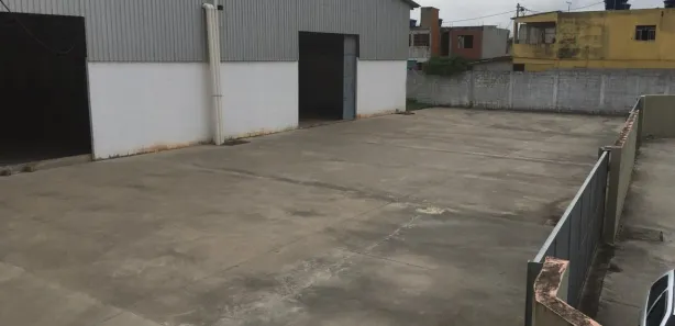 Galpão / Depósito / Armazém para venda ou aluguel, 3000m² no Sol e Mar, Macaé