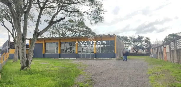 Prédio Inteiro à venda, 470m² no Juscelino Kubitschek, Santa Maria