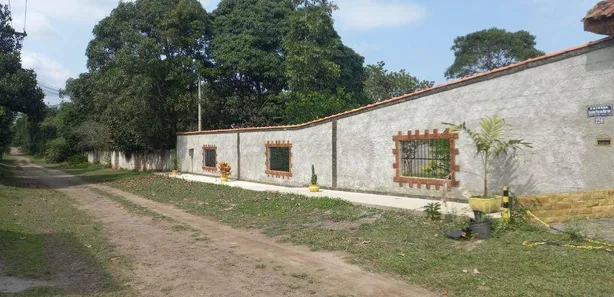 Fazenda / Sítio / Chácara com 3 Quartos à venda, 7200m² no Vale das Pedrinhas, Guapimirim