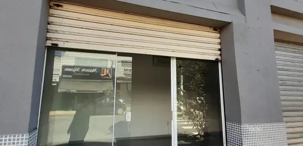 Loja / Salão / Ponto Comercial com 1 Quarto para alugar, 50m² no Campos Elíseos, Resende