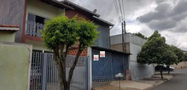 Sobrado com 2 Quartos à venda, 217m² no Parque Dona Esther, Cosmópolis