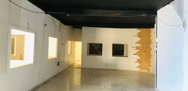 Loja / Salão / Ponto Comercial com 8 Quartos para venda ou aluguel, 600m² no Vila Eduardo, Petrolina