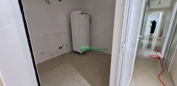 Casa Comercial para venda ou aluguel, 199m² no Parque Santos Dumont, Taboão da Serra