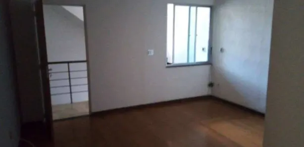 Casa com 1 Quarto para alugar, 35m² no Vila Rosali, São João de Meriti