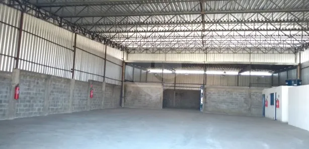 Galpão / Depósito / Armazém para venda ou aluguel, 600m² no Morada da Barra, Resende