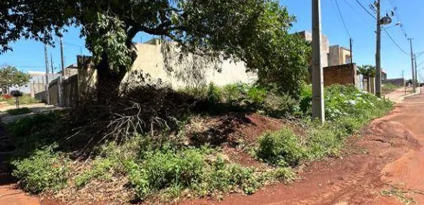 Terreno / Lote / Condomínio à venda, 200m² no Brazmadeira, Cascavel