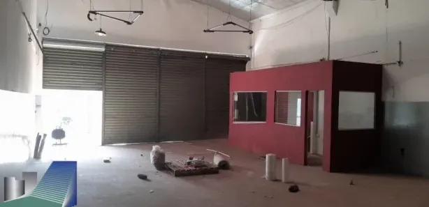 Galpão / Depósito / Armazém para alugar, 256m² no Campos Elíseos, Ribeirão Preto